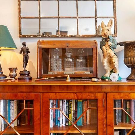 Outstanding Antique 1Br Flat In Soho Apartment Лондон Екстериор снимка