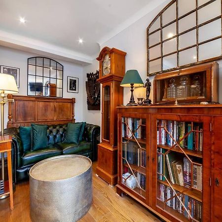 Outstanding Antique 1Br Flat In Soho Apartment Лондон Екстериор снимка