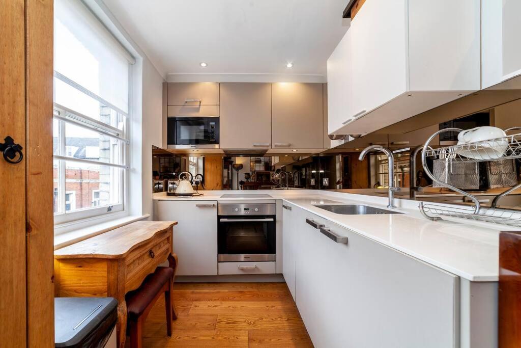 Outstanding Antique 1Br Flat In Soho Apartment Лондон Екстериор снимка