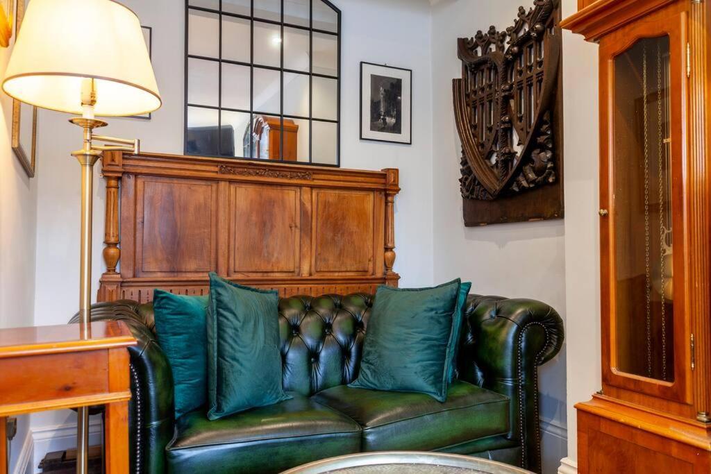 Outstanding Antique 1Br Flat In Soho Apartment Лондон Екстериор снимка